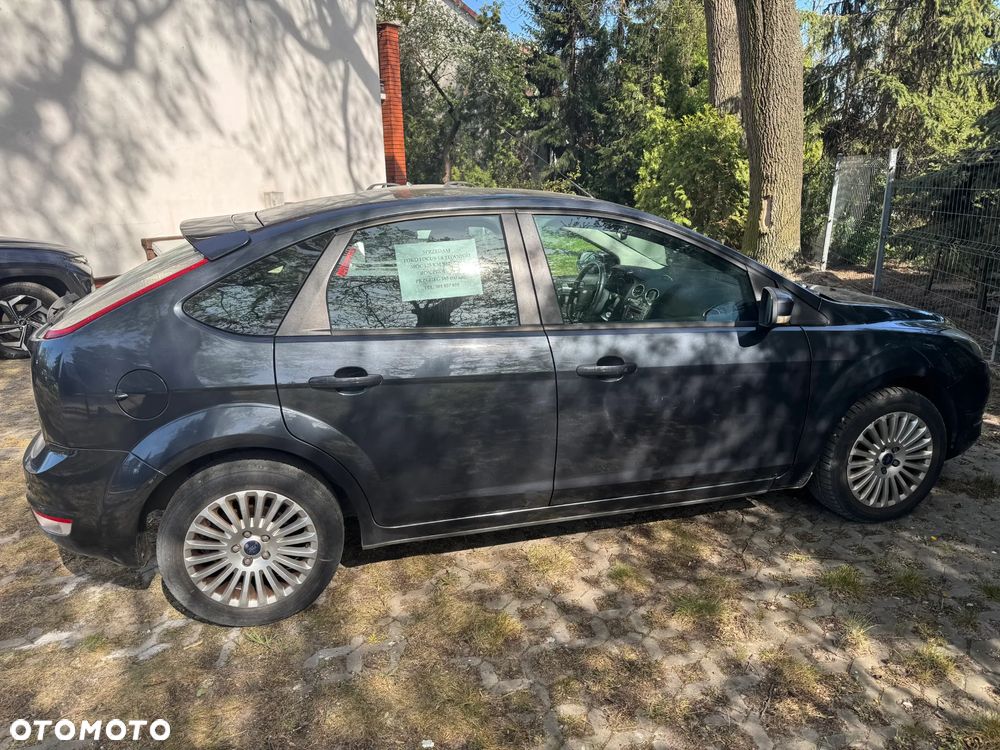 Ford Focus 1.8 Titanium - 6