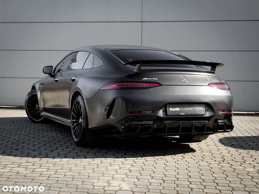 Mercedes-Benz AMG GT - 4