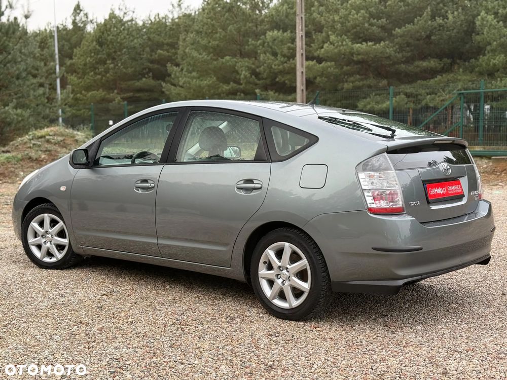 Toyota Prius - 9