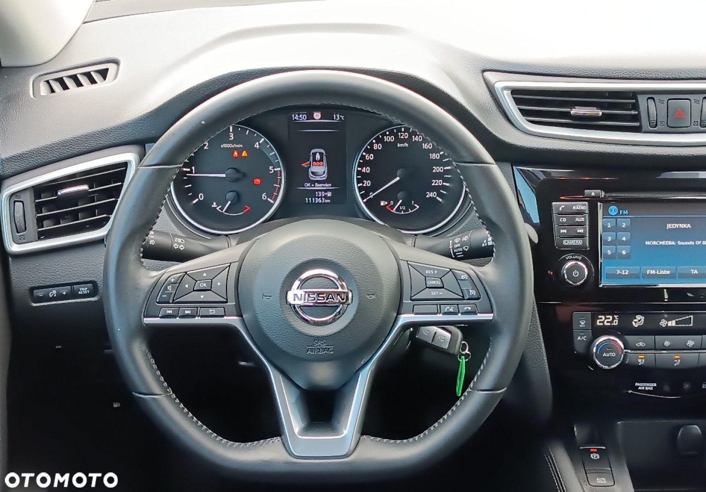 Nissan Qashqai - 25