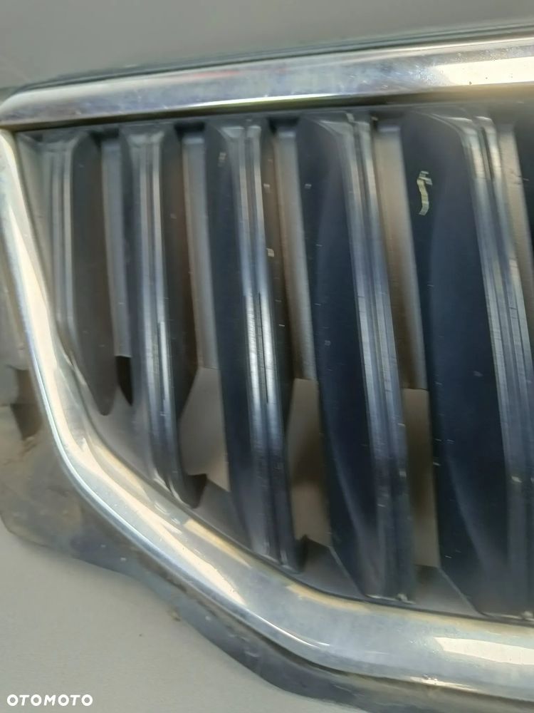 Grill Skoda Octavia 3 III Atrapa Chłodnicy Kratka 5E0853653 - 7