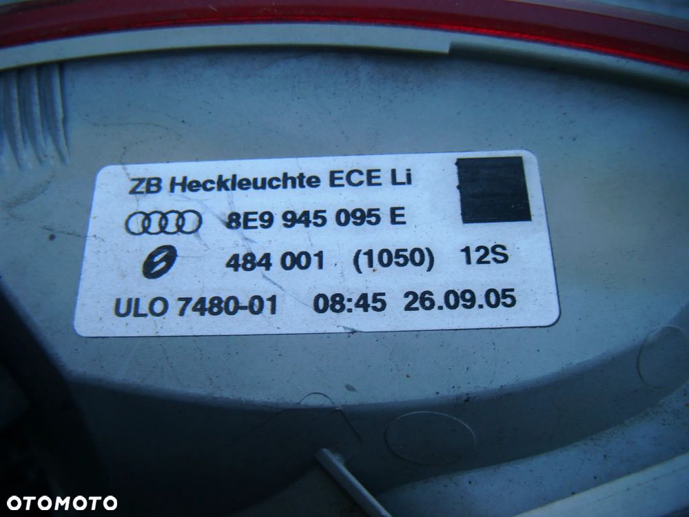 audi a4 b7 kombi lampa lewy tył - 3