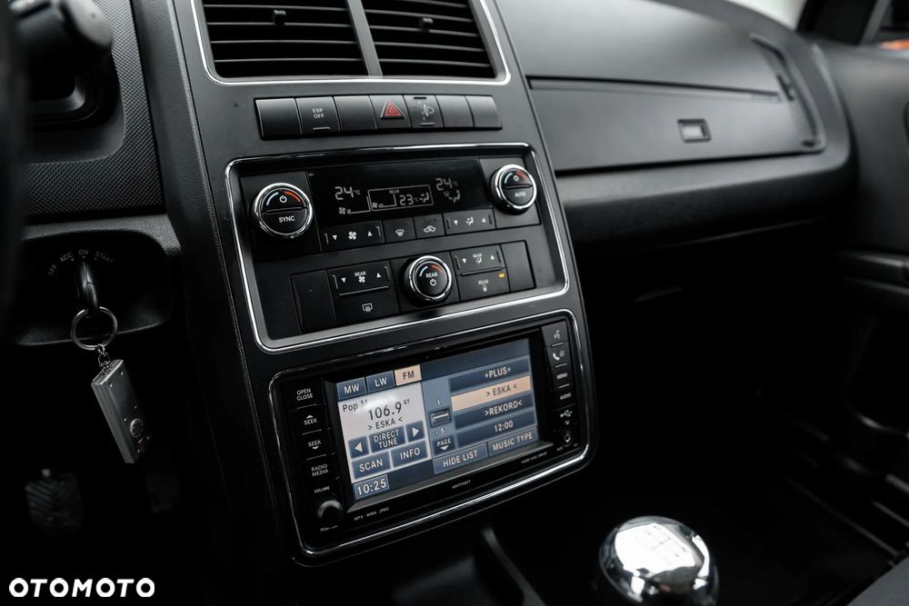 Dodge Journey 2.4 SXT - 30