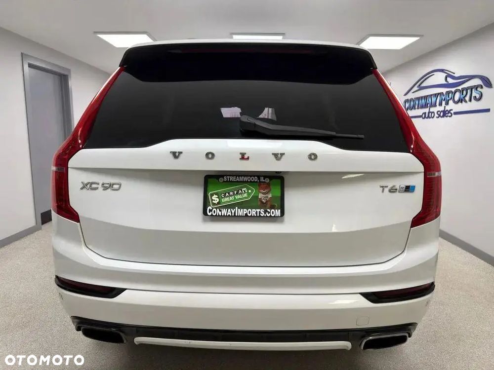 Volvo XC 90 - 8