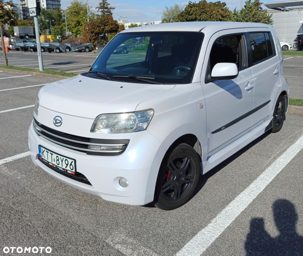 Daihatsu Materia - 4