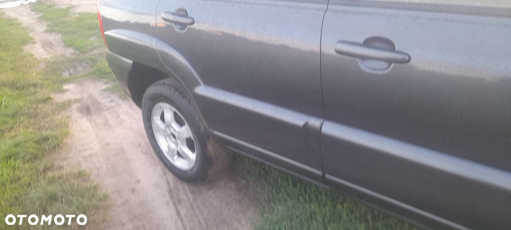 Kia Sportage 2.0 CRDI DPF EX - 6