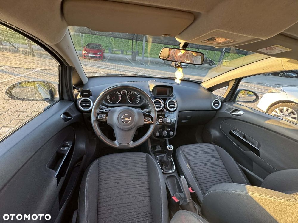Opel Corsa 1.4 Enjoy - 14