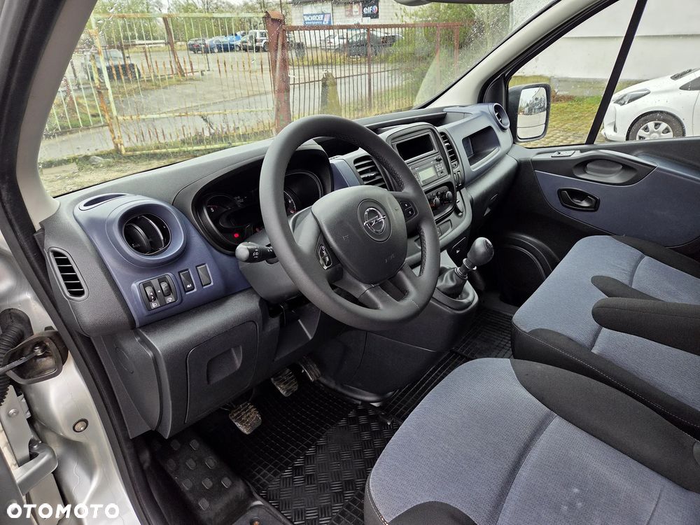 Opel VIVARO - 14