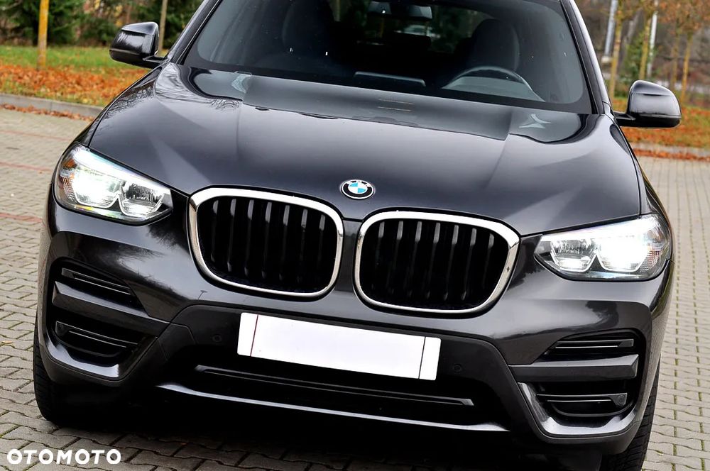 BMW X3 sDrive18d Business Edition - 15