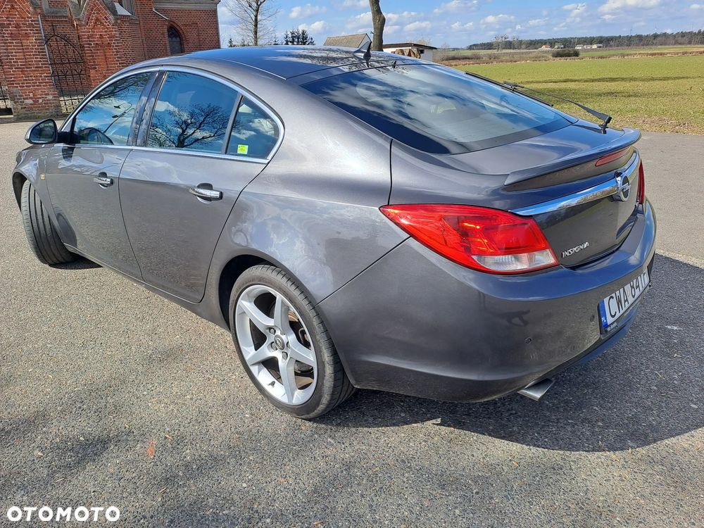 Opel Insignia 2.8 T V6 Cosmo 4x4 - 2