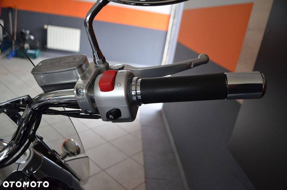 Suzuki VL 1500 Intruder LC - Boulevard C90 - 32