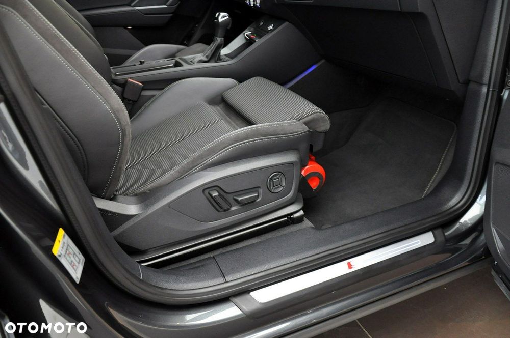 Audi Q3 Sportback - 28