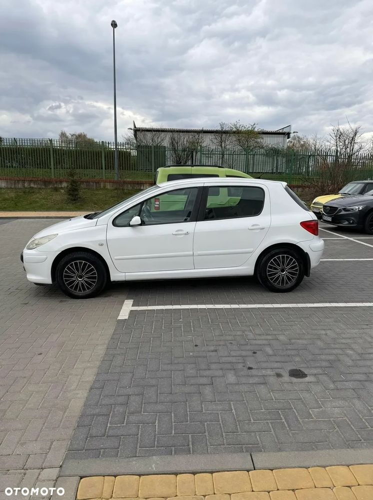 Peugeot 307 1.6 HDI Oxygo - 3