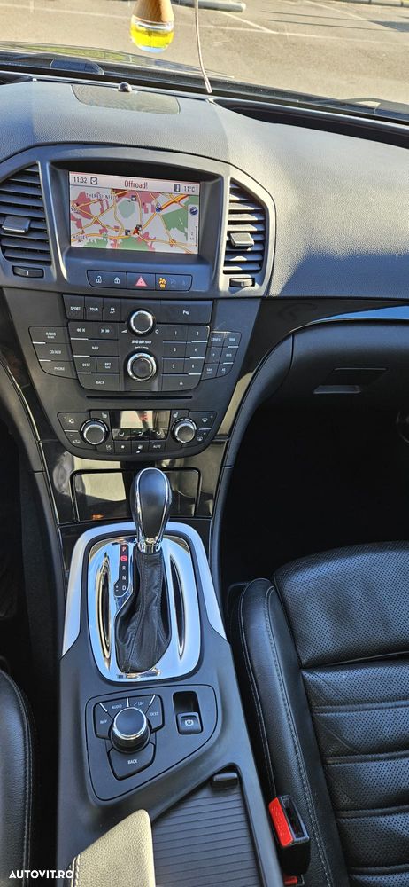Opel Insignia 2.0 CDTI Automatik 4x4 Sport - 10