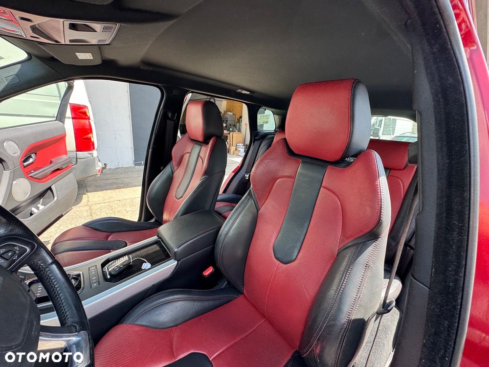 Land Rover Range Rover Evoque - 27