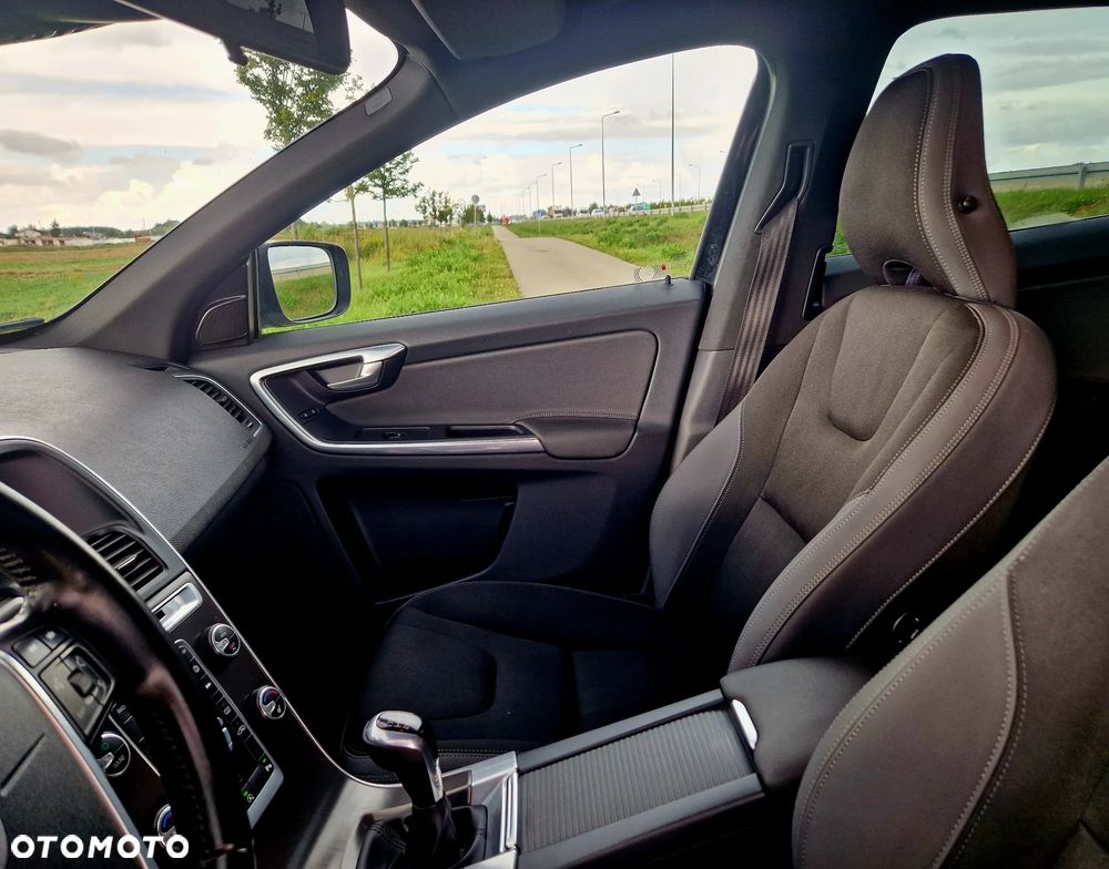 Volvo XC 60 - 25