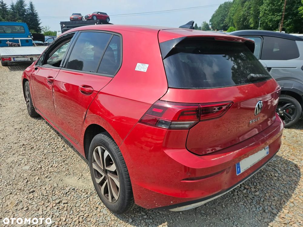 Volkswagen Golf 1.0 eTSI OPF DSG Life - 4
