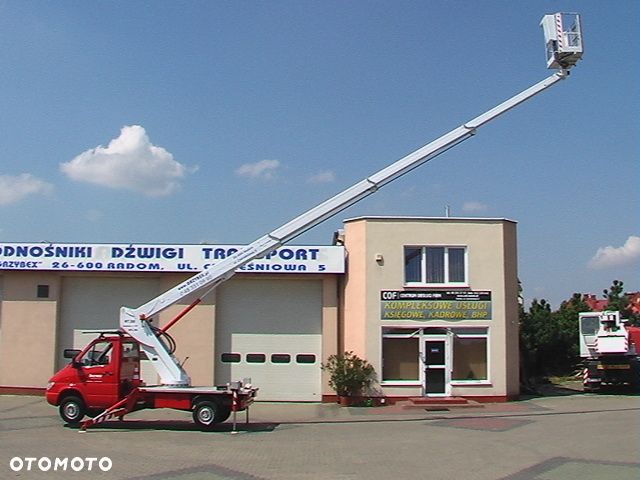 Mercedes-Benz Sprinter - 29