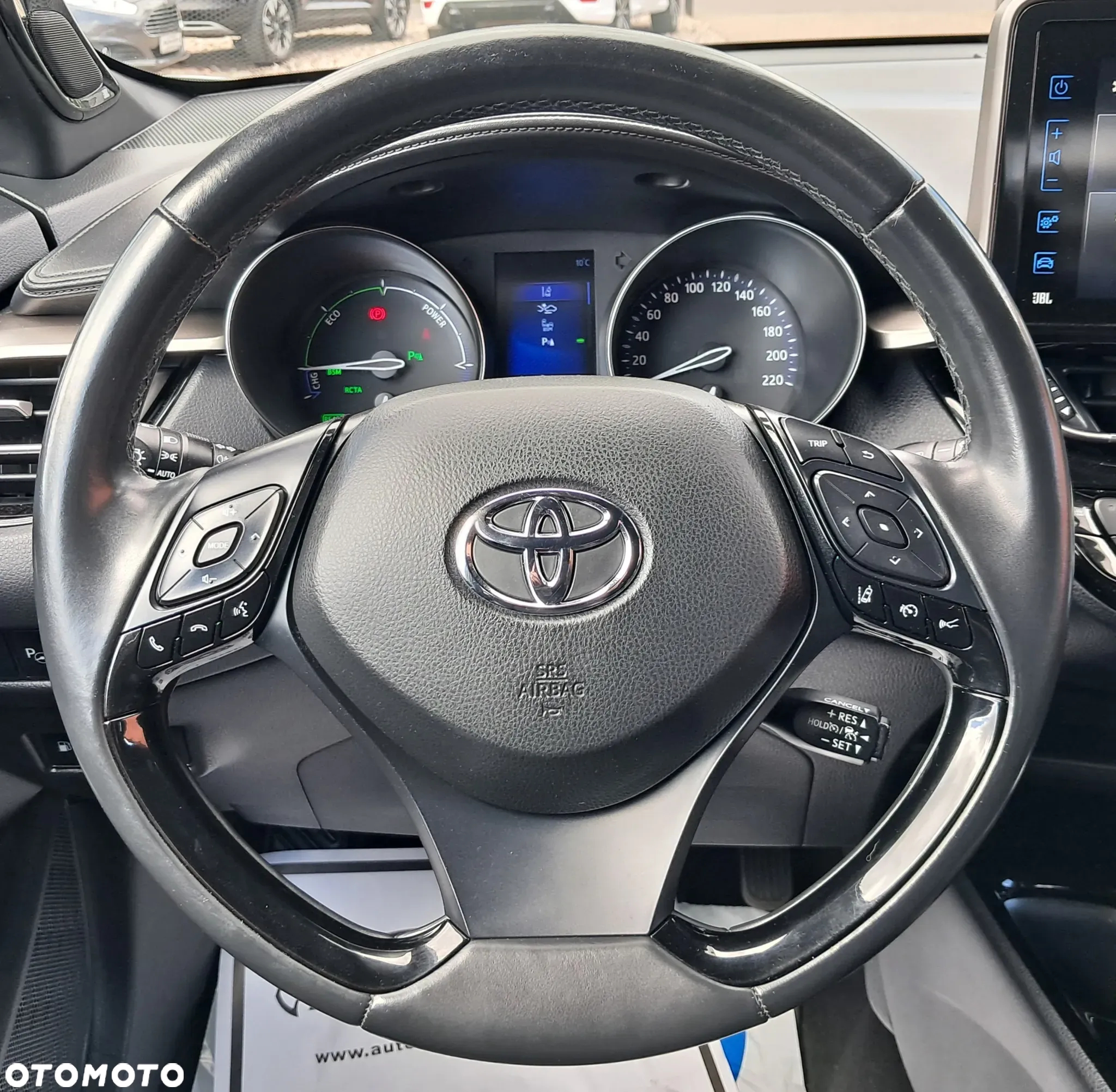 Toyota C-HR 1.8 Hybrid Neon Lime powered by JBL - 20