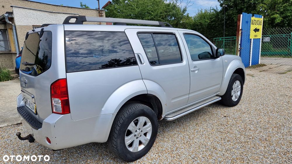Nissan Pathfinder 2.5 DCi Elegance - 18