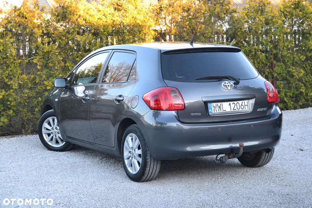 Toyota Auris 2.0 D-4D Sol - 19