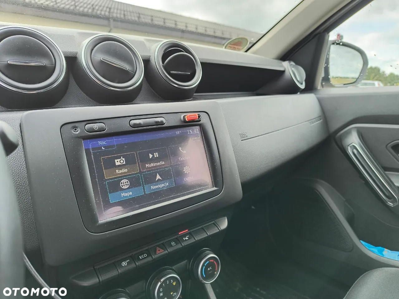 Dacia Duster 1.6 SCe Comfort - 8