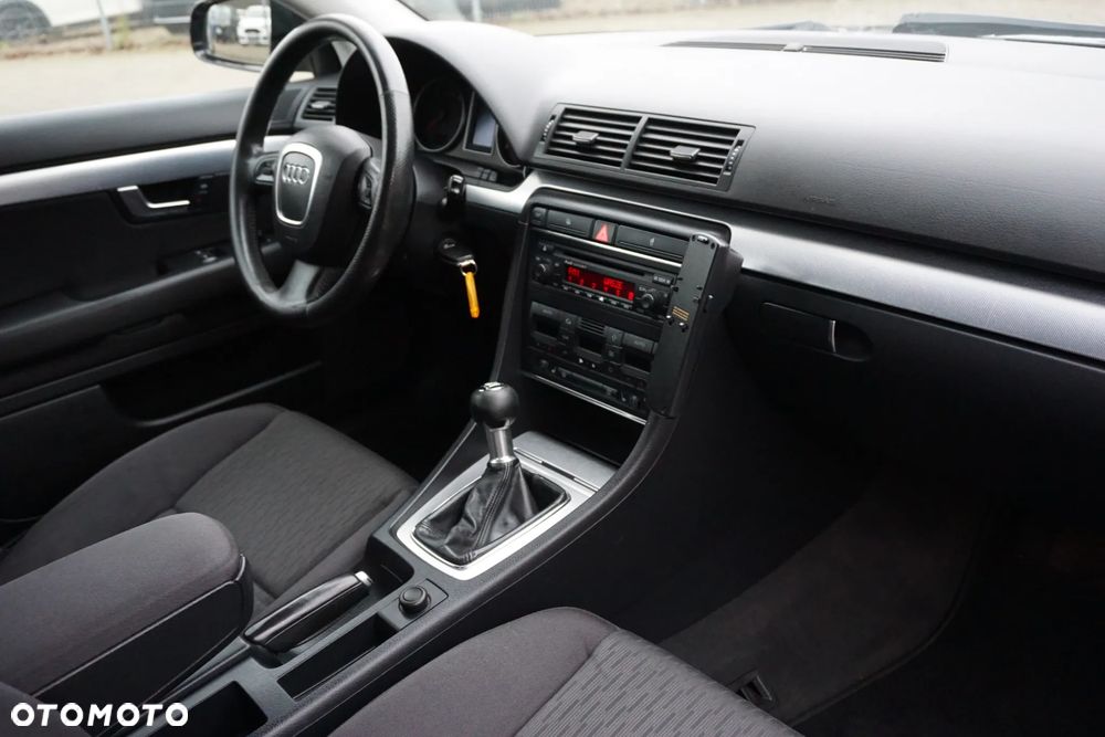 Audi A4 Limousine 2.0 TDI - 17