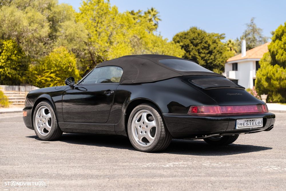 Porsche 911 Série F - 17