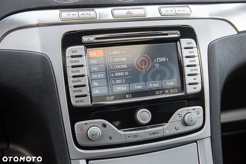 Ford S-Max 2.5 Titanium - 22