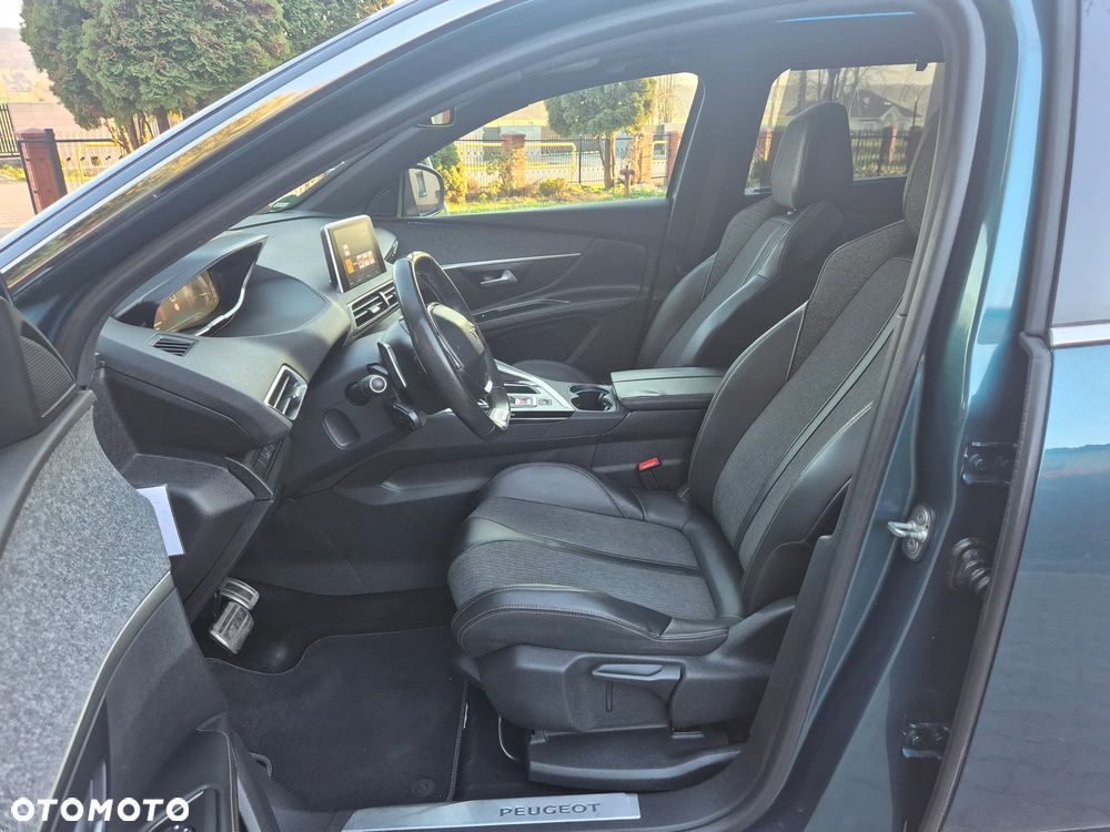 Peugeot 5008 BlueHDI 130 EAT8 Allure Business-Paket - 22