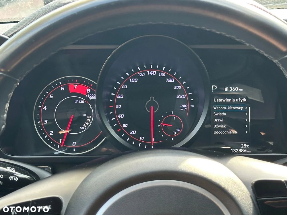 Hyundai Elantra 1.6 Modern CVT - 17