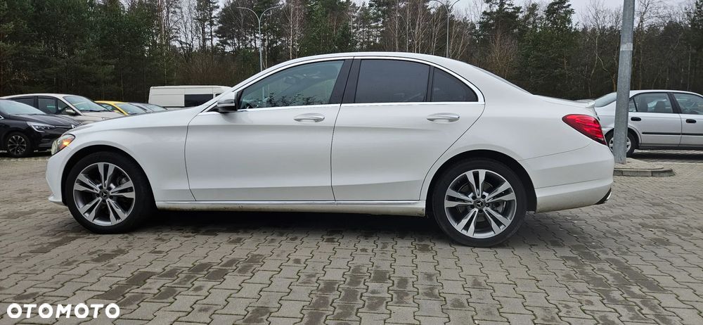 Mercedes-Benz Klasa C 300 9G-TRONIC Avantgarde - 9