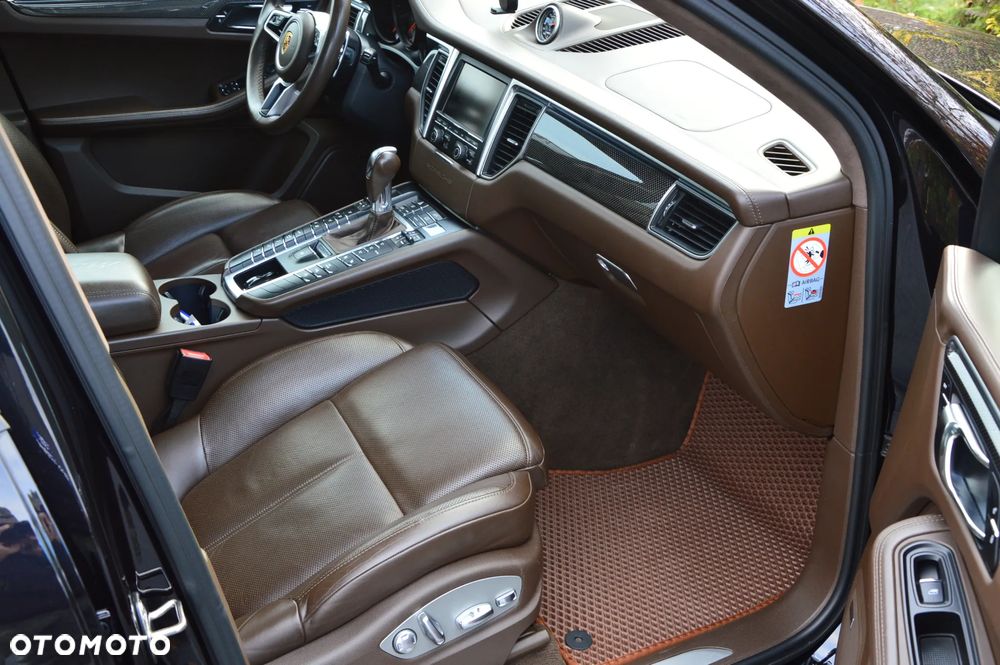 Porsche Macan - 6