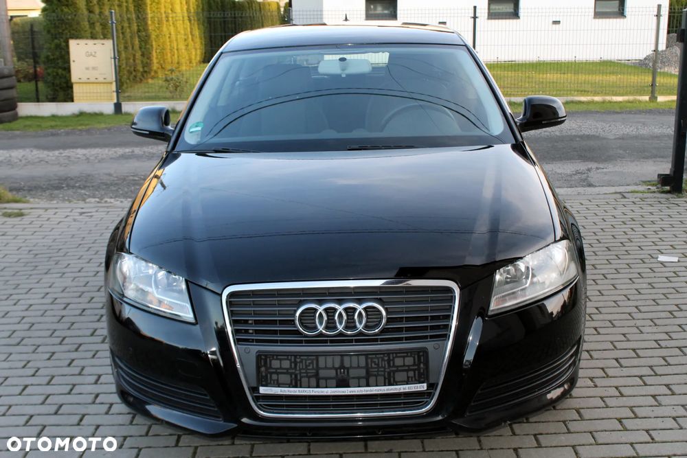 Audi A3 Sportback 2.0 TDI DPF Attraction - 1