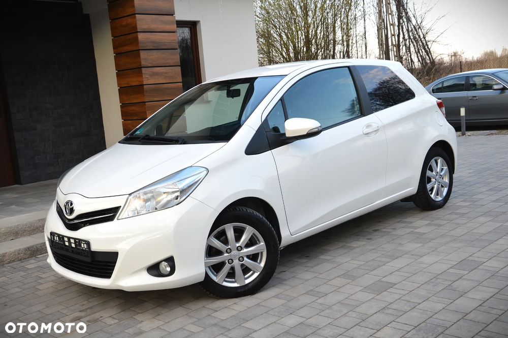 Toyota Yaris 1.0 VVT-i Cool Edition - 1