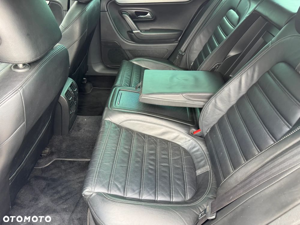 Volkswagen Passat CC - 21