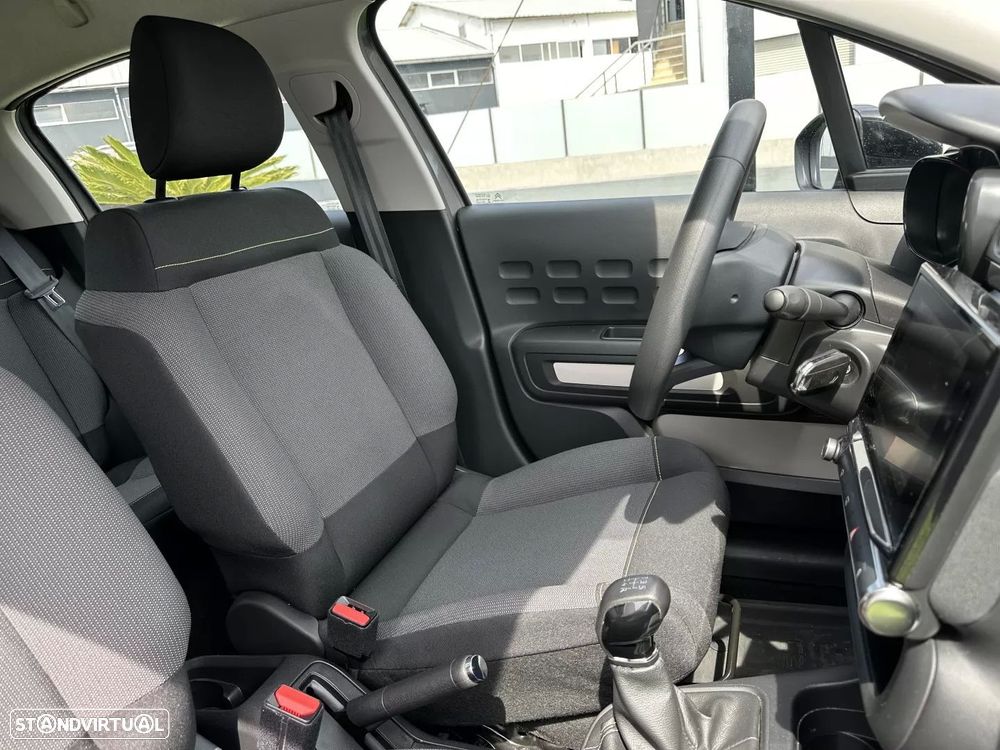 Citroën C3 1.2 PureTech Shine - 46