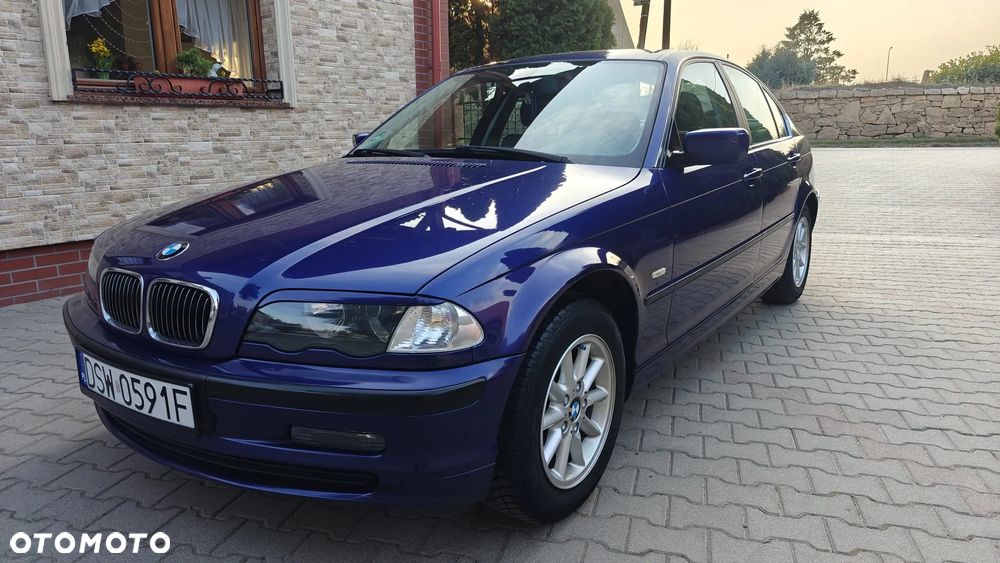 BMW Seria 3 318 Ci Edition Lifestyle - 2