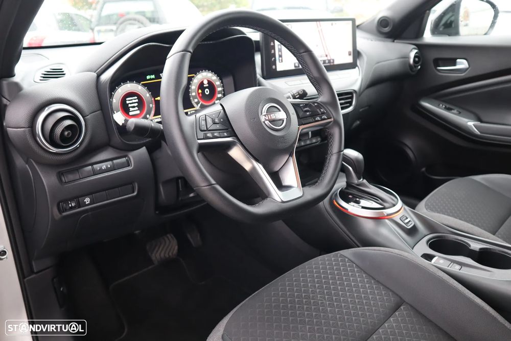 Nissan Juke 1.0 DIG-T N-Connecta DCT - 4