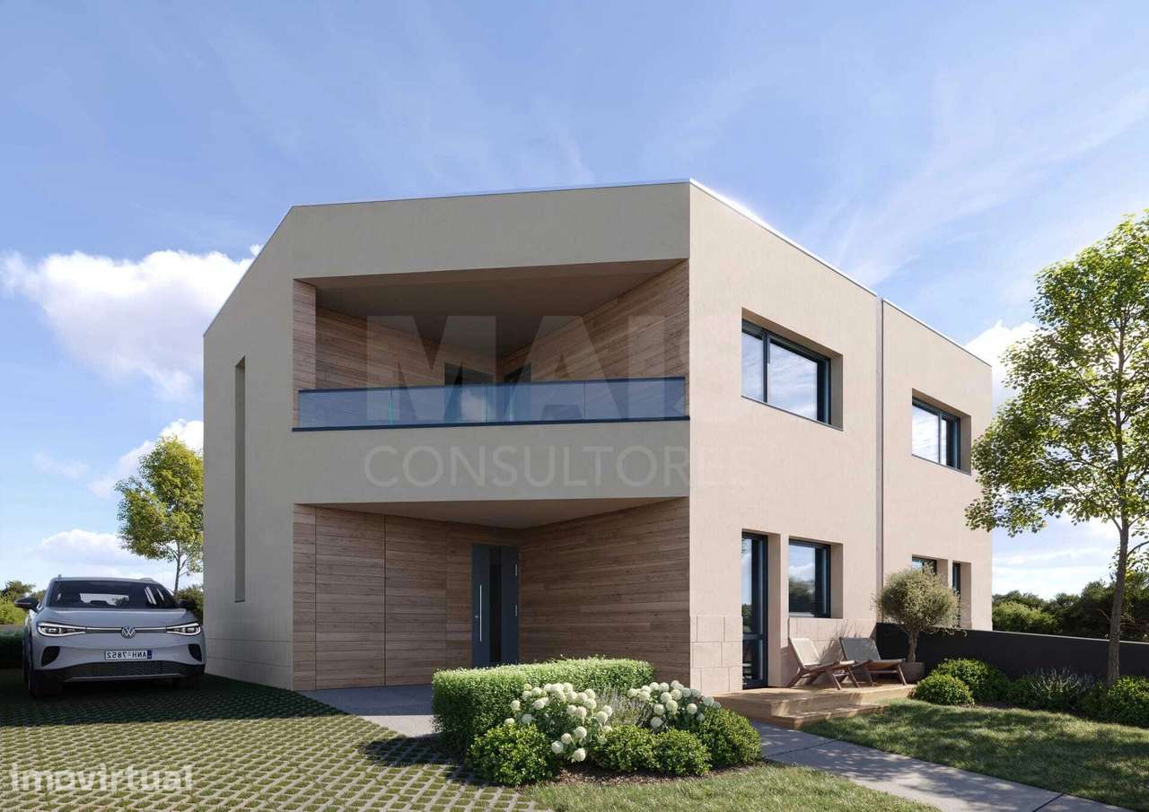 Moradia T3 Geminada c/ 1 Suite, Jardim, Parqueamento e Piscina! (LT2) - Grande imagem: 2/12