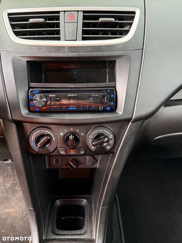 Suzuki Swift 1.2 30 Jahre - 10