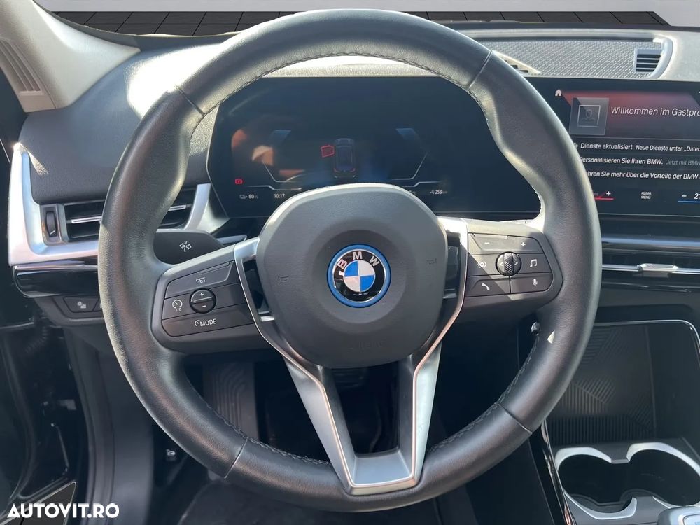 BMW iX1 xDrive30 - 13