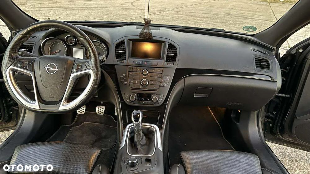 Opel Insignia 2.0 CDTI Sports Tourer - 8