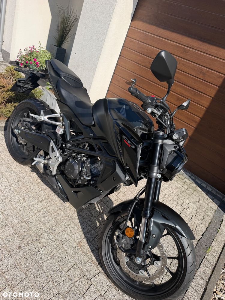 Honda CB - 15