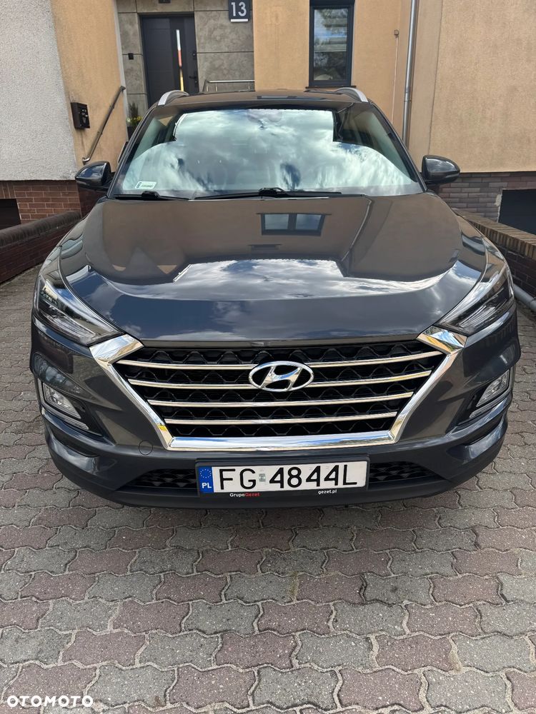 Hyundai Tucson - 2