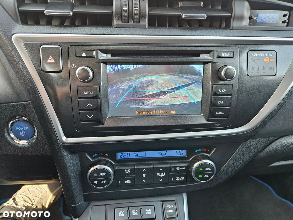 Toyota Auris - 25