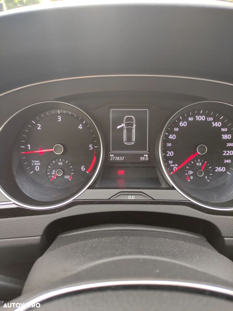 Volkswagen Passat 2.0 TDI Comfortline - 7