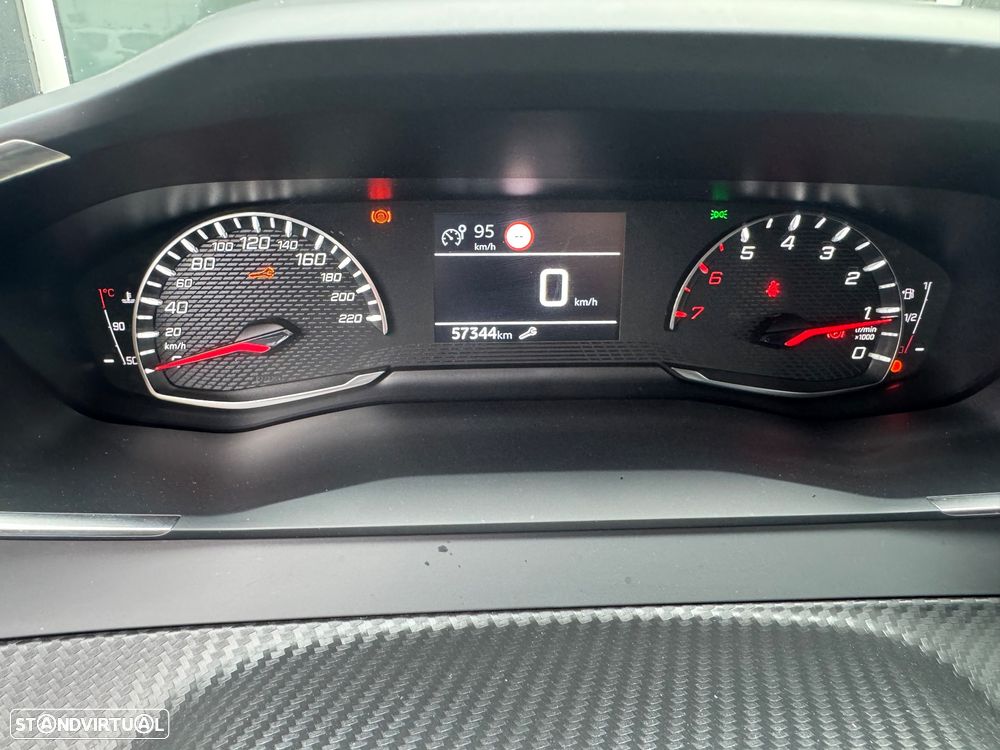 Peugeot 2008 PureTech 130 Active Pack - 18