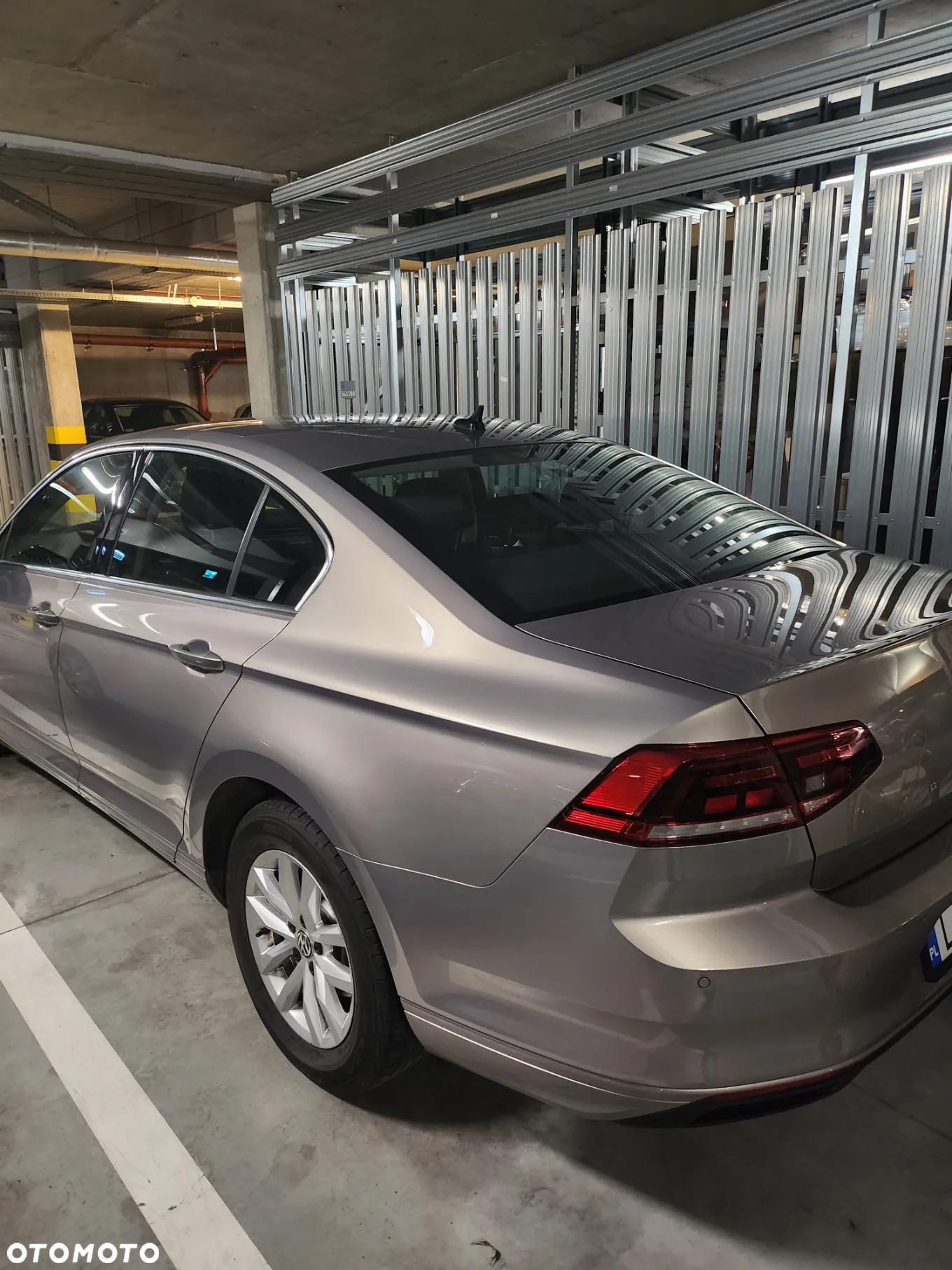 Volkswagen Passat 2.0 TDI EVO Business DSG - 3