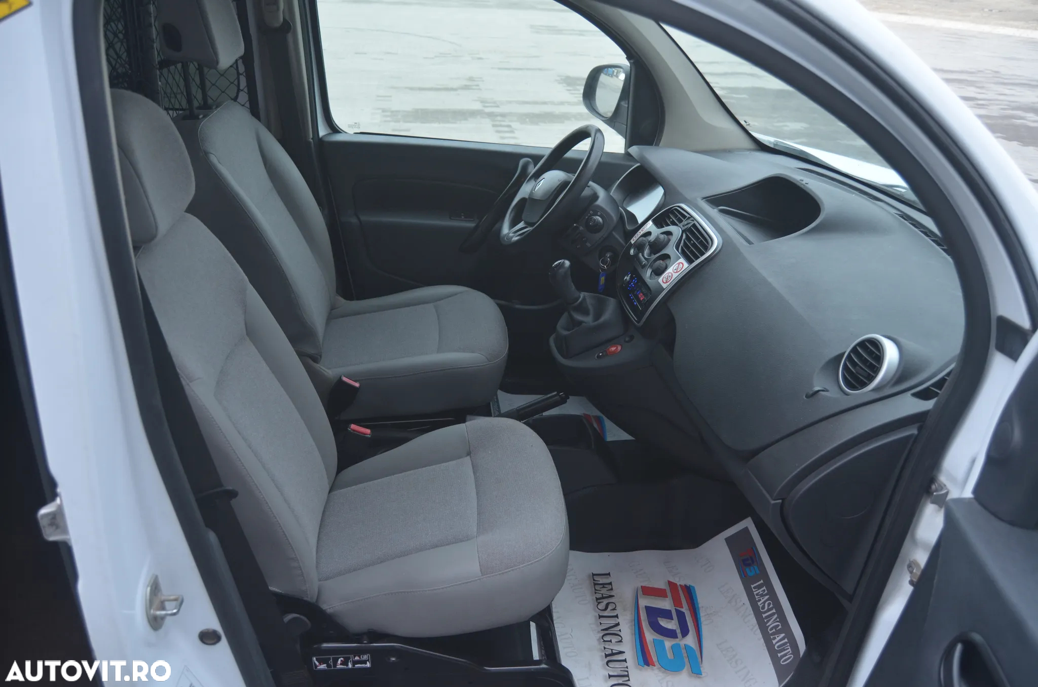 Renault Kangoo dCi 90 FAP Grand - 23